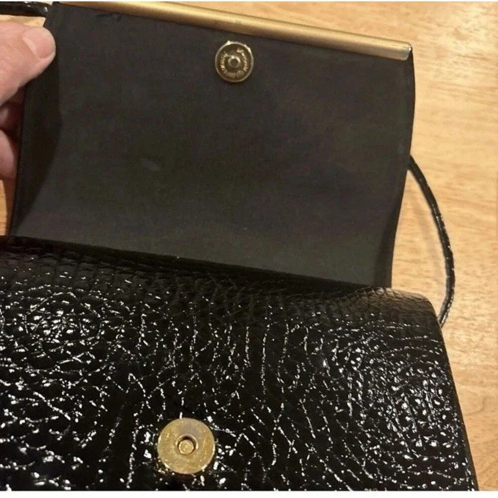 Vintage Andé Black CrocEmbossed Crossbody Bag Gold Bar Accent 80s Minimalist EUC